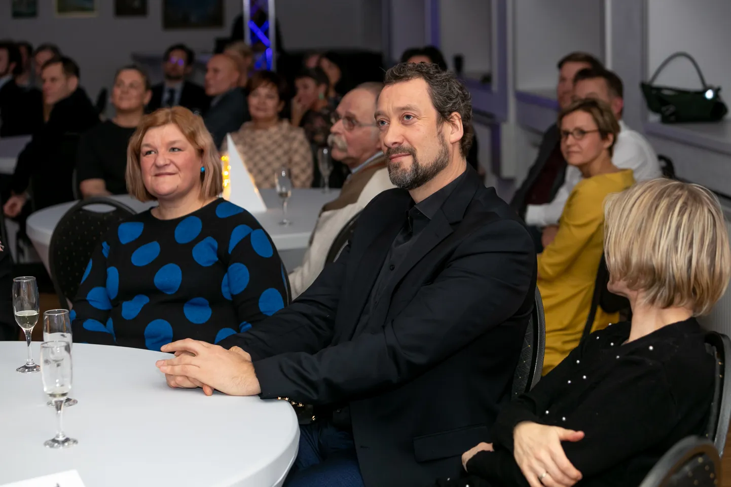Hendrik Krummi nimelise kultuuripreemia sai 2021. aastal Ain Anger kui kuulsaim saarlane maailma ooperilavadel.
