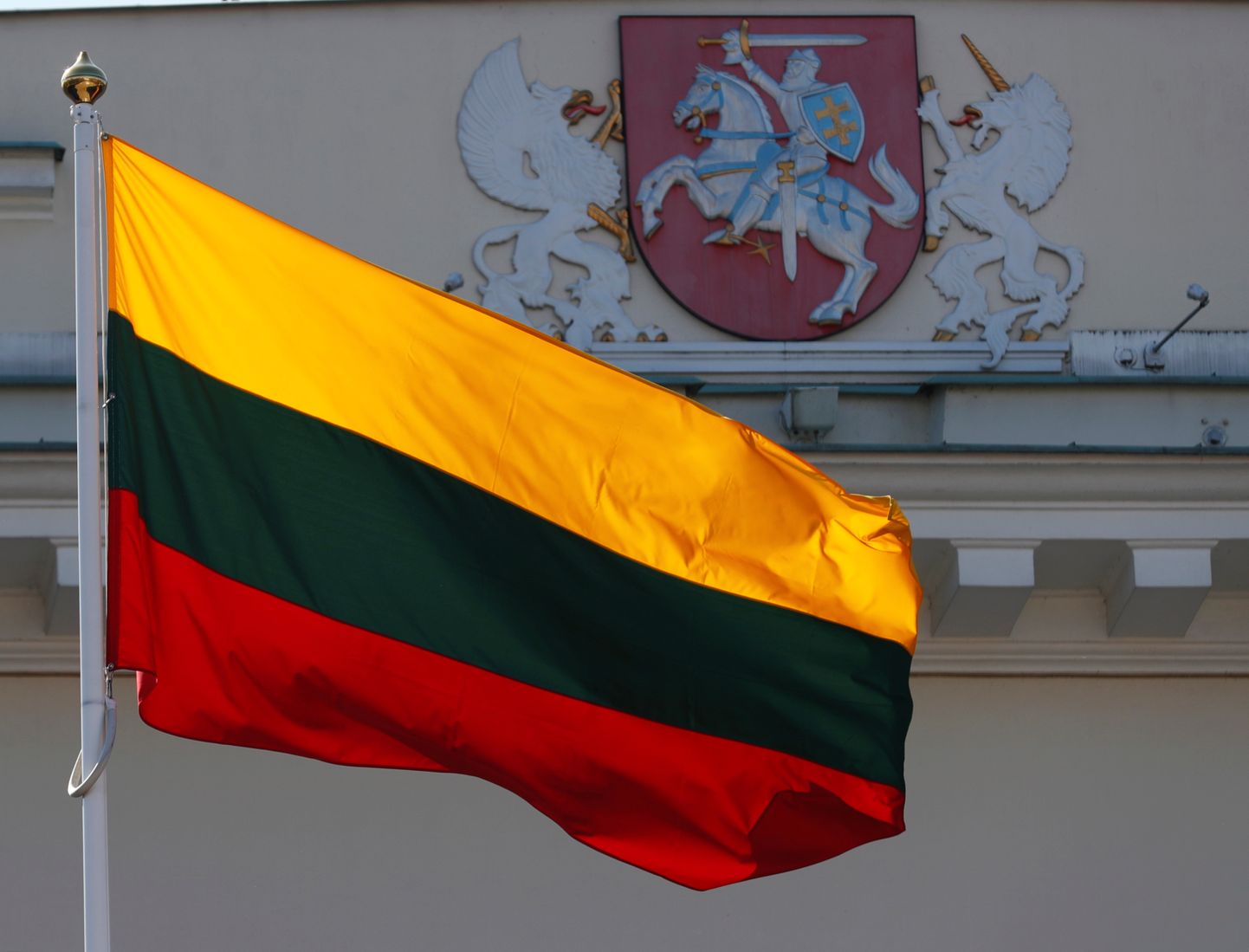 Lithuanian flag flutters during the celebration of the 15th anniversary of Lithuania's membership in NATO in Vilnius, Lithuania March 30, 2019. REUTERS/Ints Kalnins