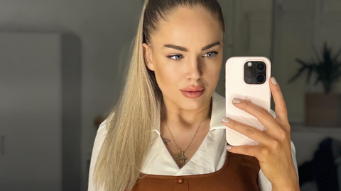 Adriana Miglāne izraisījusi autoavāriju