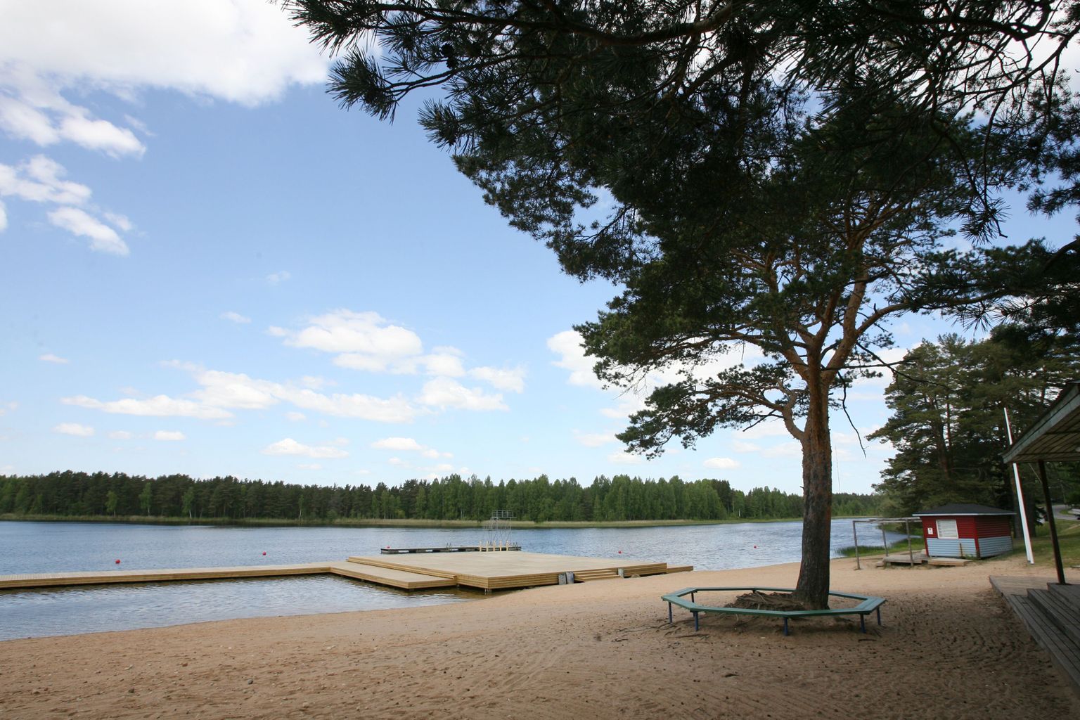 Pildil Verevi järv Elvas.