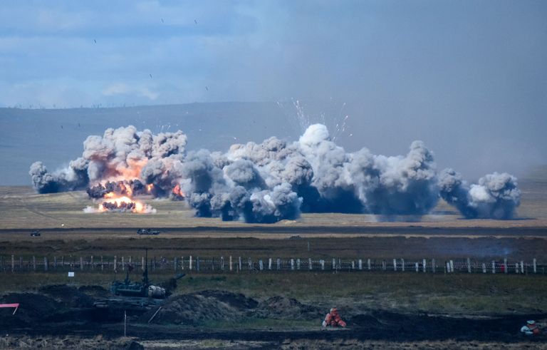 Plahvatused sõjamängu Vostok-2018 ajal Tsugoli harjutusalal Hiina ja Mongoolia piiri läheduses.