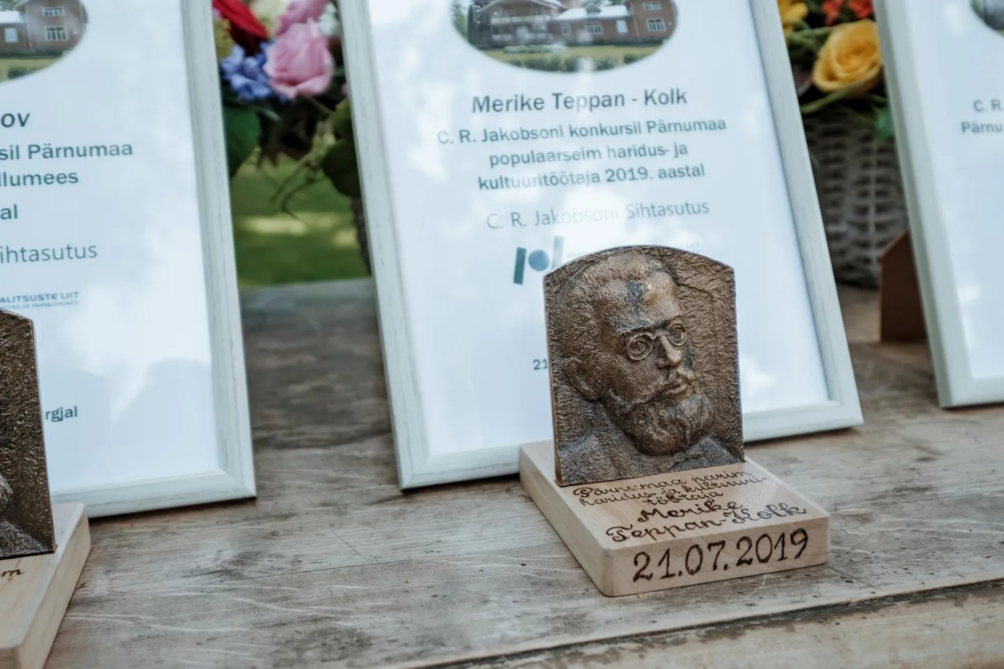 Jakobsoni mälestusmedal.