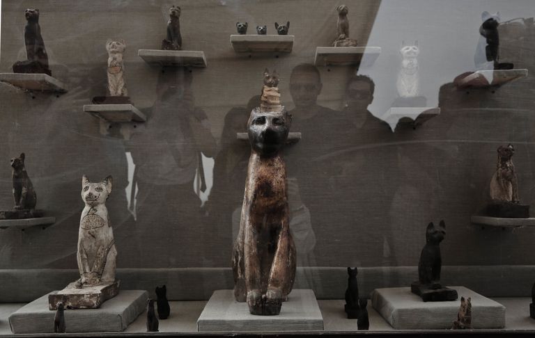 Kaķu figūras no Senās Ēģiptes