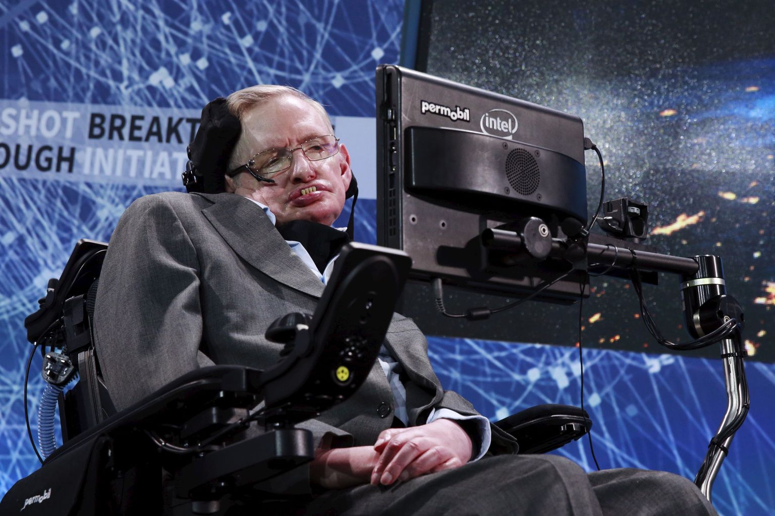 Maailmakuulus teoreetiline füüsik Stephen Hawking