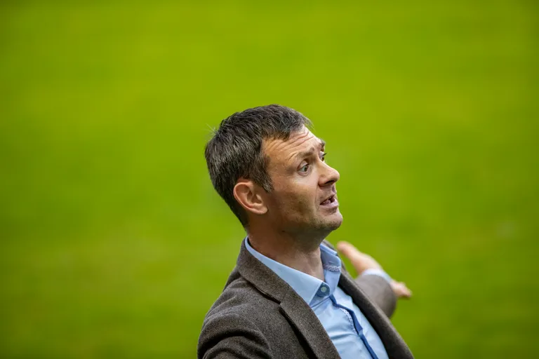 Aleksandar Rogici hämming.