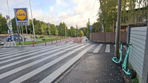 Viljandi põrkasid kokku kaks elektritõukeratturit