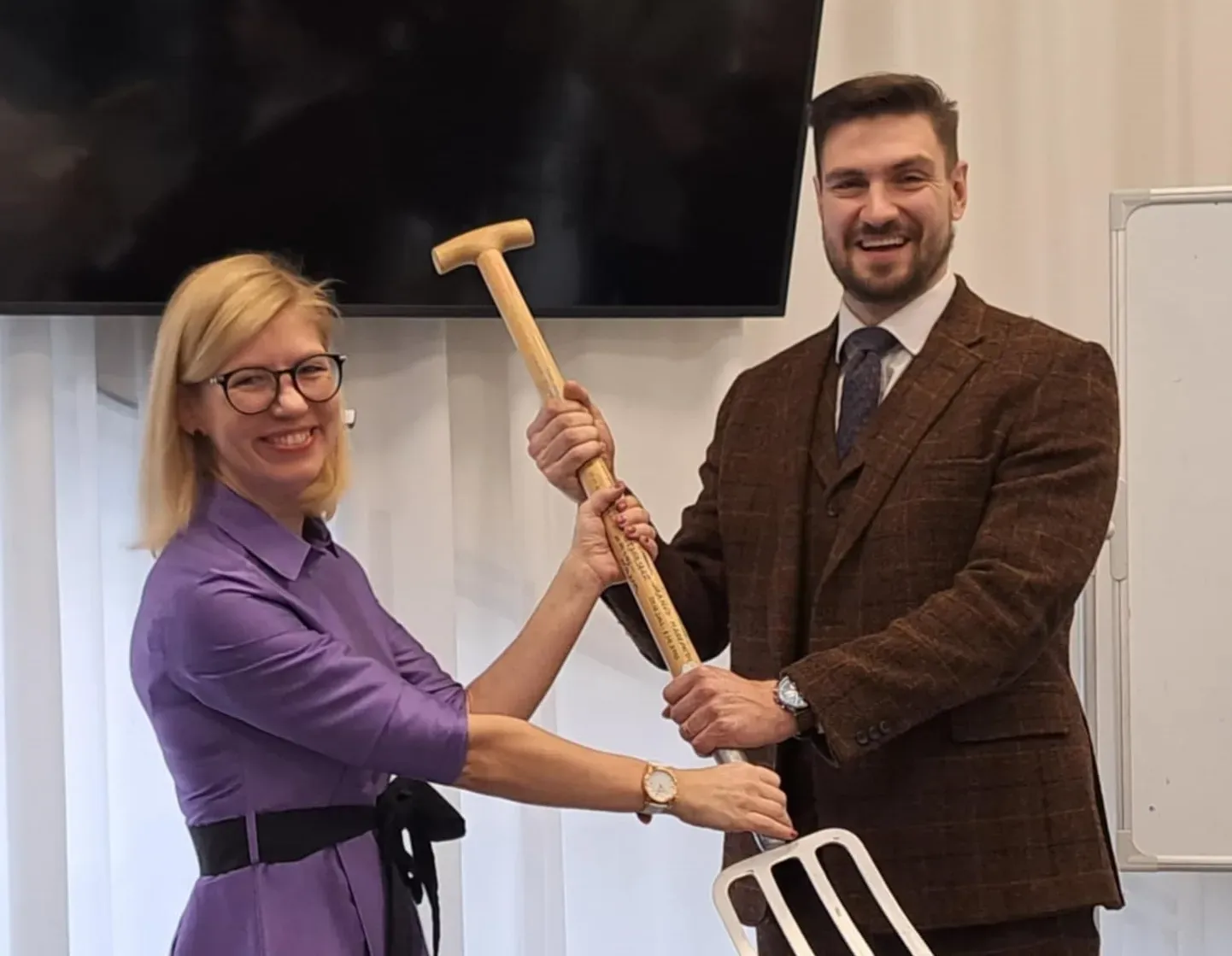Piret Hartmani ajal algatas ministeerium toiduainete käibemaksu alandamise analüüsi, Hendrik Johannes Terrase sõnutsi on teema hoopis rahandusministeeriumi pärusmaa.