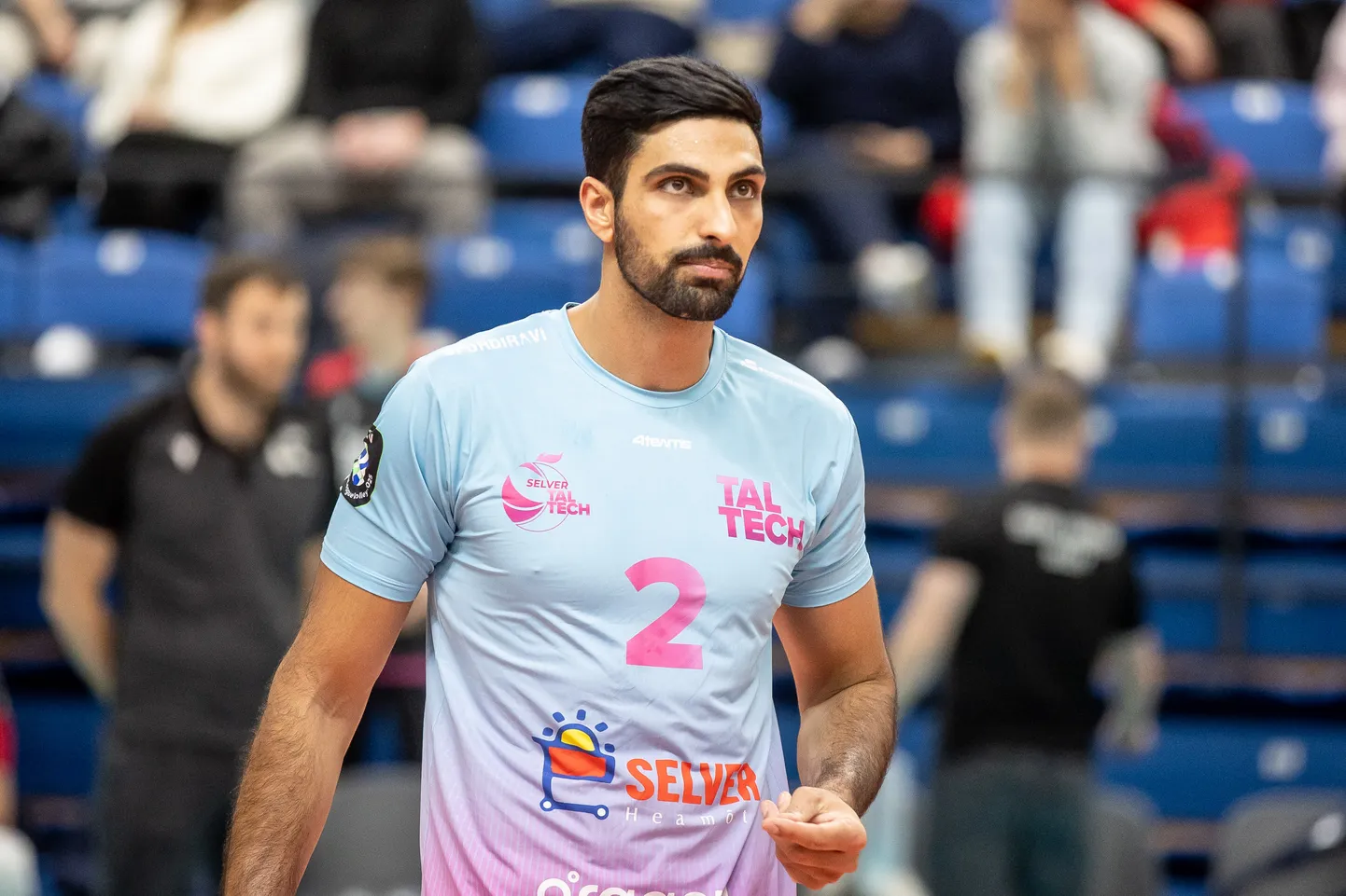 Arash Dosanjh läks parematele jahimaadele.
