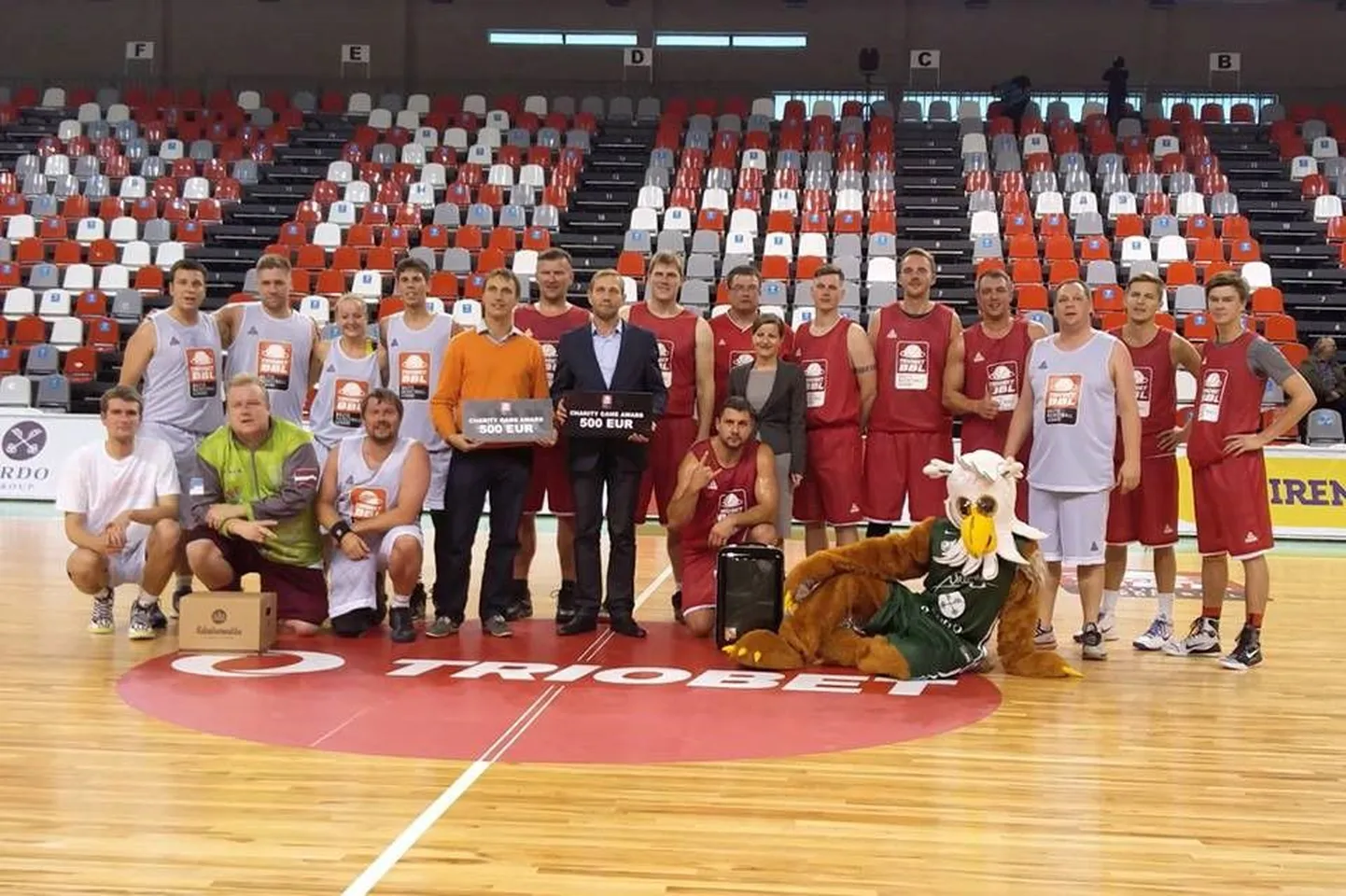 Eesti ja Läti korvpalliliidu liikmete, sponsorite, ajakirjanike ja Läti avaliku elu tegelaste vahel toimunud heategevuslik mäng