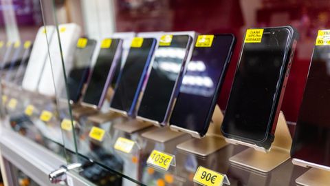 EKSPERT HOIATAB ⟩ Pakendi või tšeki äraviskamine võtab ehte ja telefoni väärtusest suure osa maha