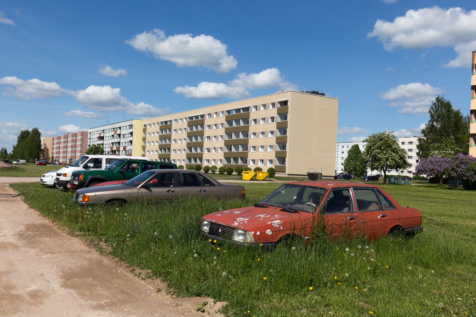 Autoromud.
