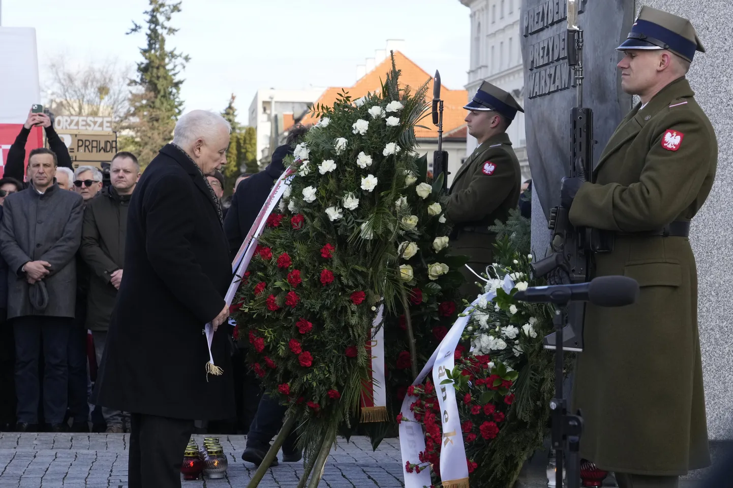 Polijas prezidenta lidmašīnas katastrofas piemiņas pasākums Varšavā