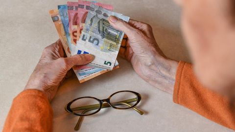 Исследование: желающих забрать деньги из второй пенсионной ступени становится все меньше
