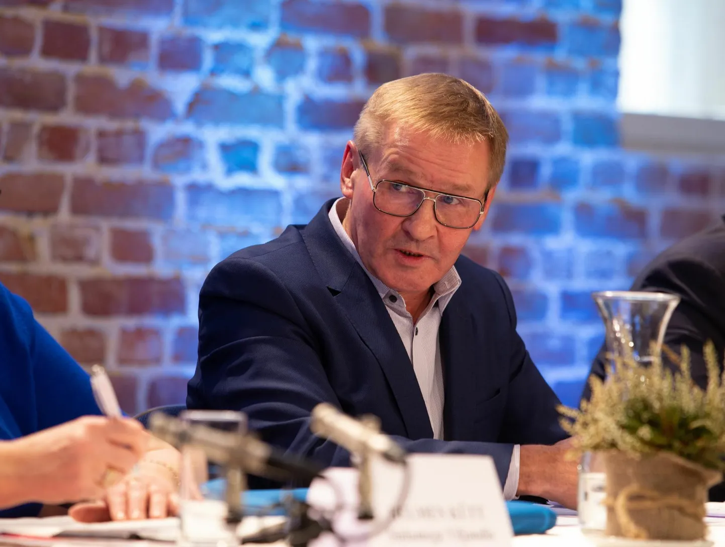 Keskerakonna Viljandimaa liider Jaak Aab on partei üldnimekirjas kuuendal kohal.