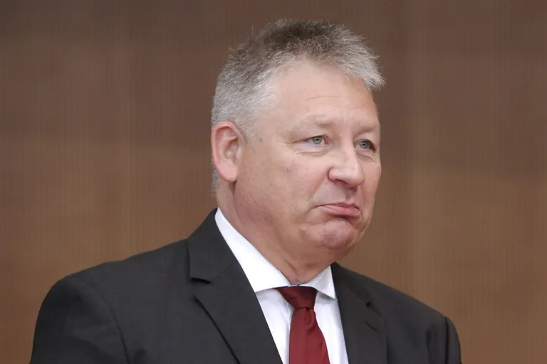 Bruno Kahl.