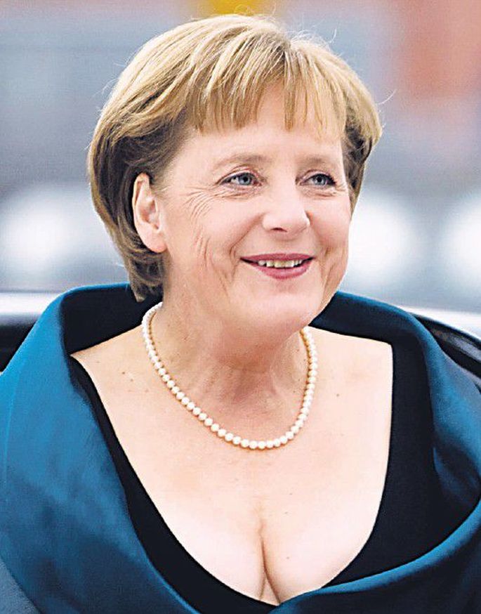 Голая Ангела Меркель (3 фото)