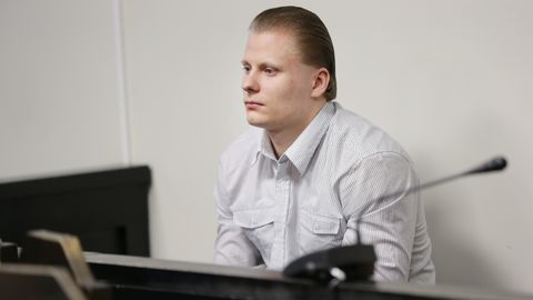 42 НОЖЕВЫХ ⟩ Эстонец, осужденный на 18 лет за убийство жены, раскрыл подробности своего преступления