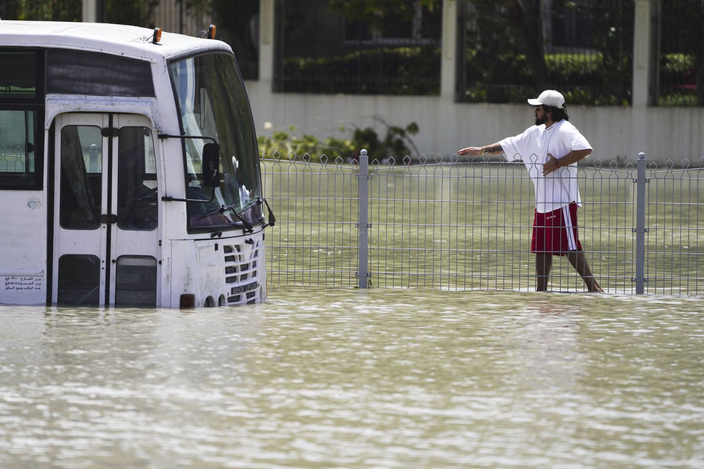 Üleujutused Araabia Ühendemiraatides.