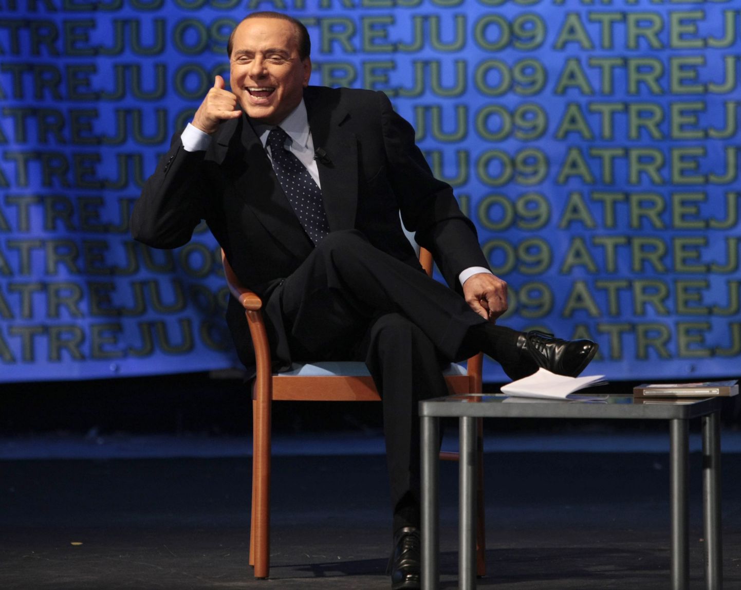 Itaalia peaminister Silvio Berlusconi tembutas Roomas toimunud Forza Italia noortekonverentsil 9. septembril 2009. a.