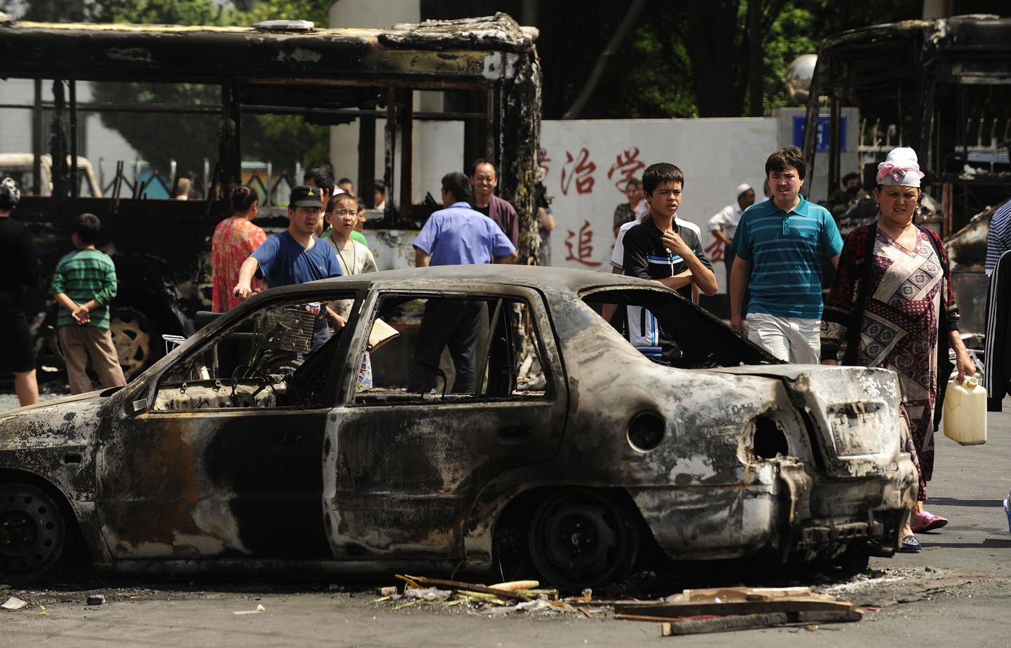 Ulatuslikud rahvarahutused Xinjiangi autonoomse piirkonna pealinnas Ürümqis.