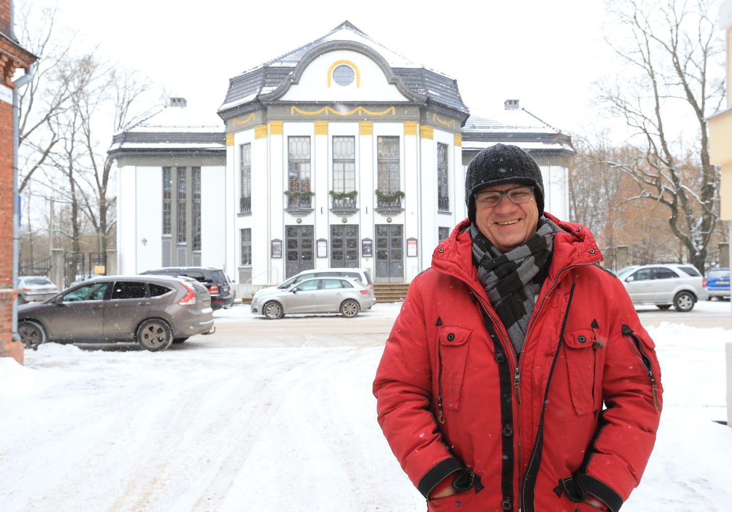 Näitleja Hannes Kaljujärv tunnistab, et peab Vanemuise teatrihoonetest kõige armsamaks väikest maja.