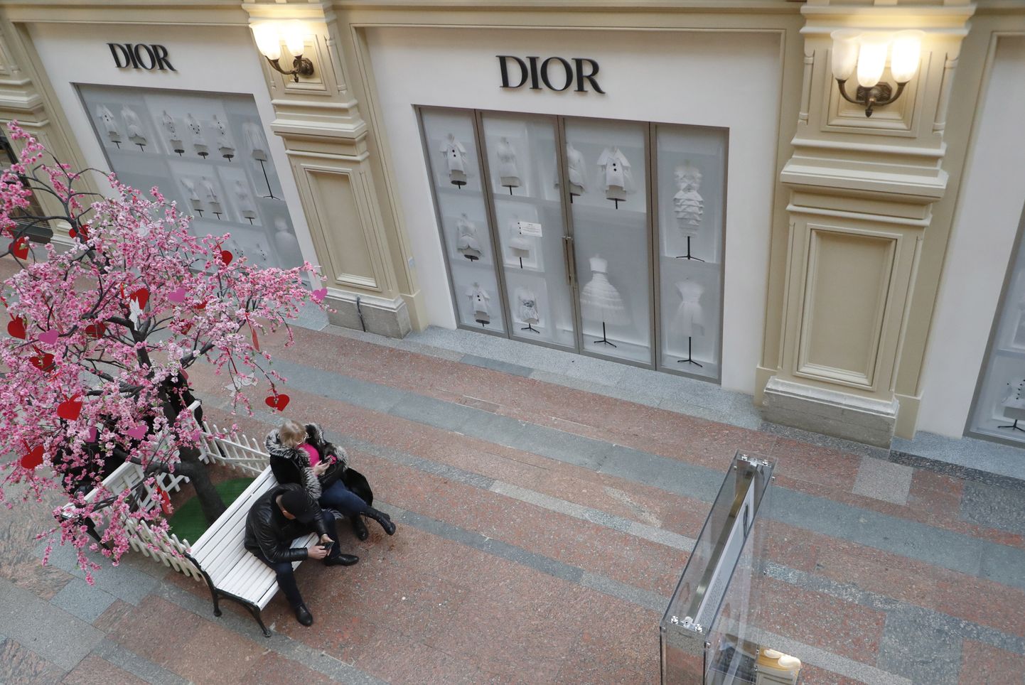 Suletud Diori poed Moskva kaubanduskeskuses 14. veebruaril 2023.
