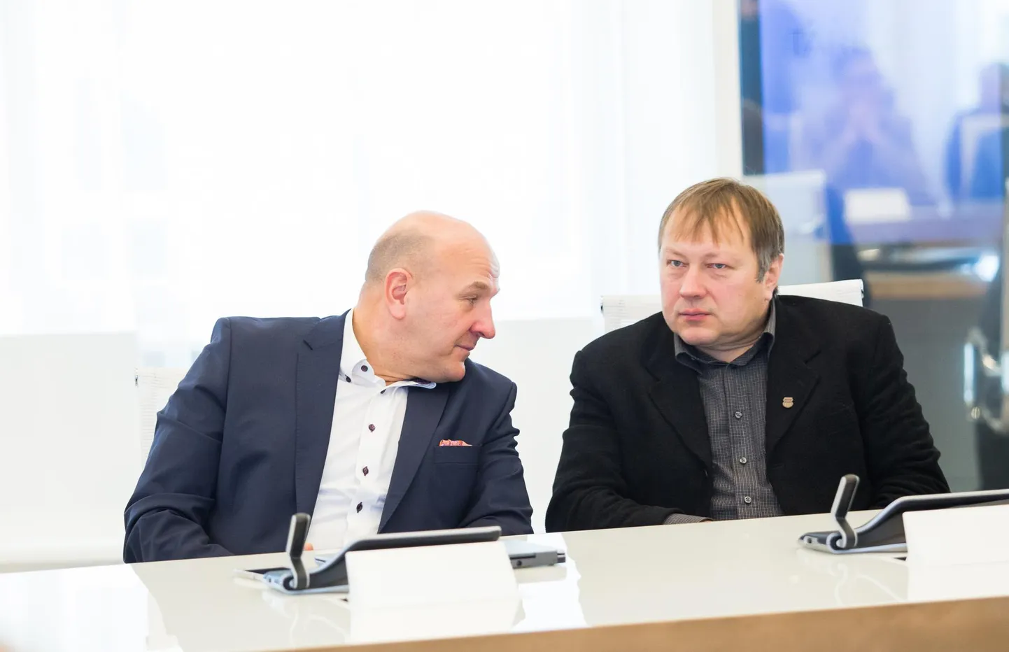 Rakvere linnavolinikud Andres Jaadla (vasakul) ja Allan Jaakus liitusid keskerakonna fraktsiooniga.