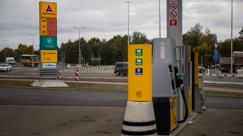 Alexela: kütusemüüjad peavad alternatiivkütustele üleminekut vedama