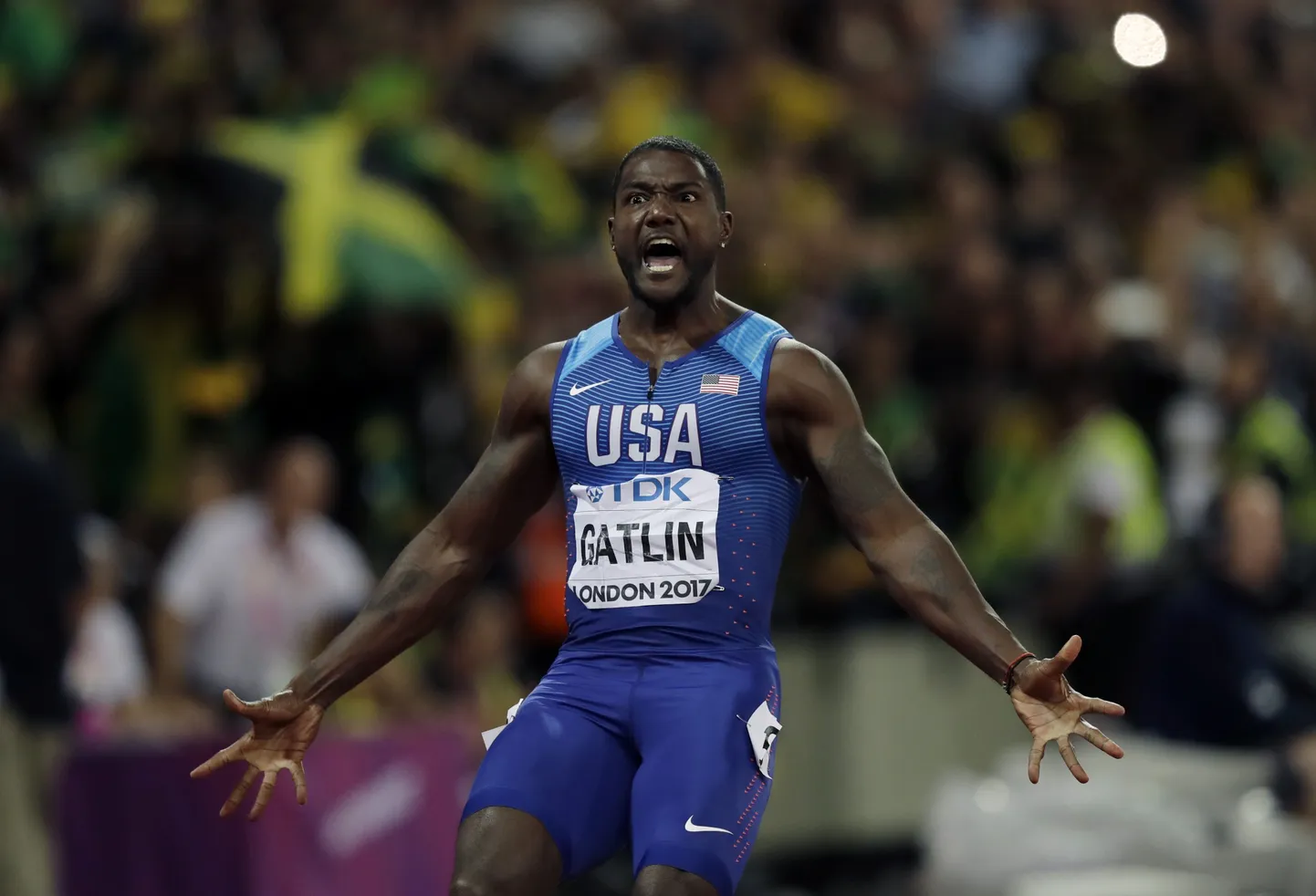 Justin Gatlin peab jätkuvalt vastama küsimustele vanade pattude kohta.