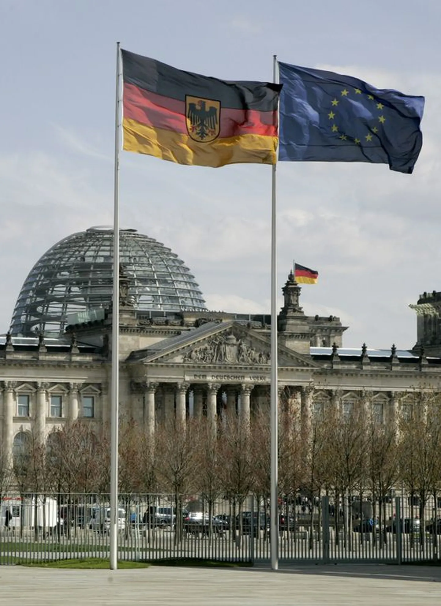Saksa riigipäevahoone Berliinis.