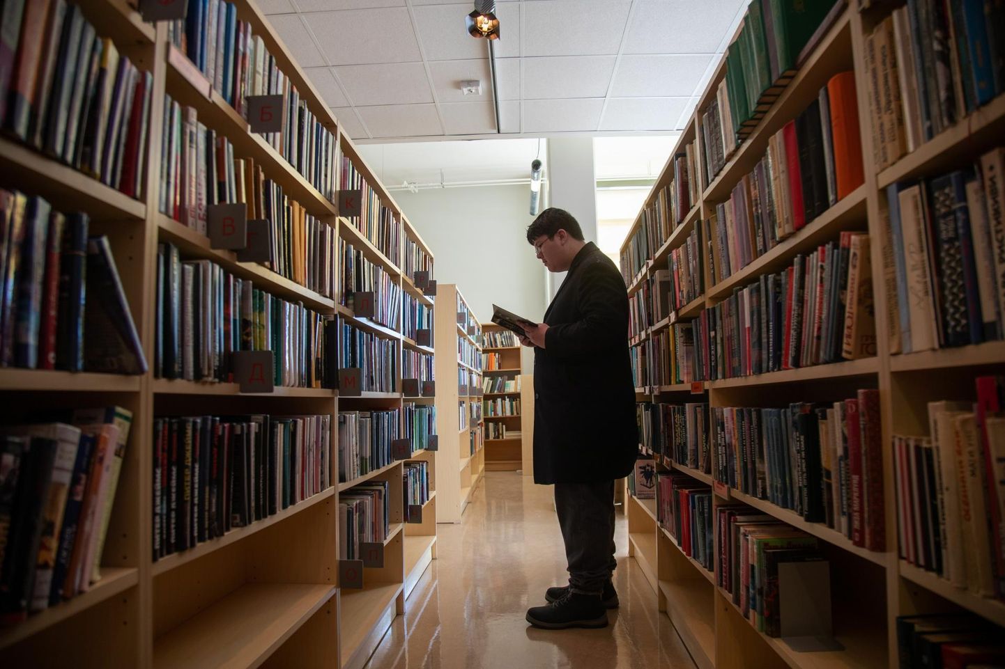 Igal aastal antakse Eestis välja tuhandeid raamatuid ning vanad raamatud peavad neile riiulitel ruumi tegema.