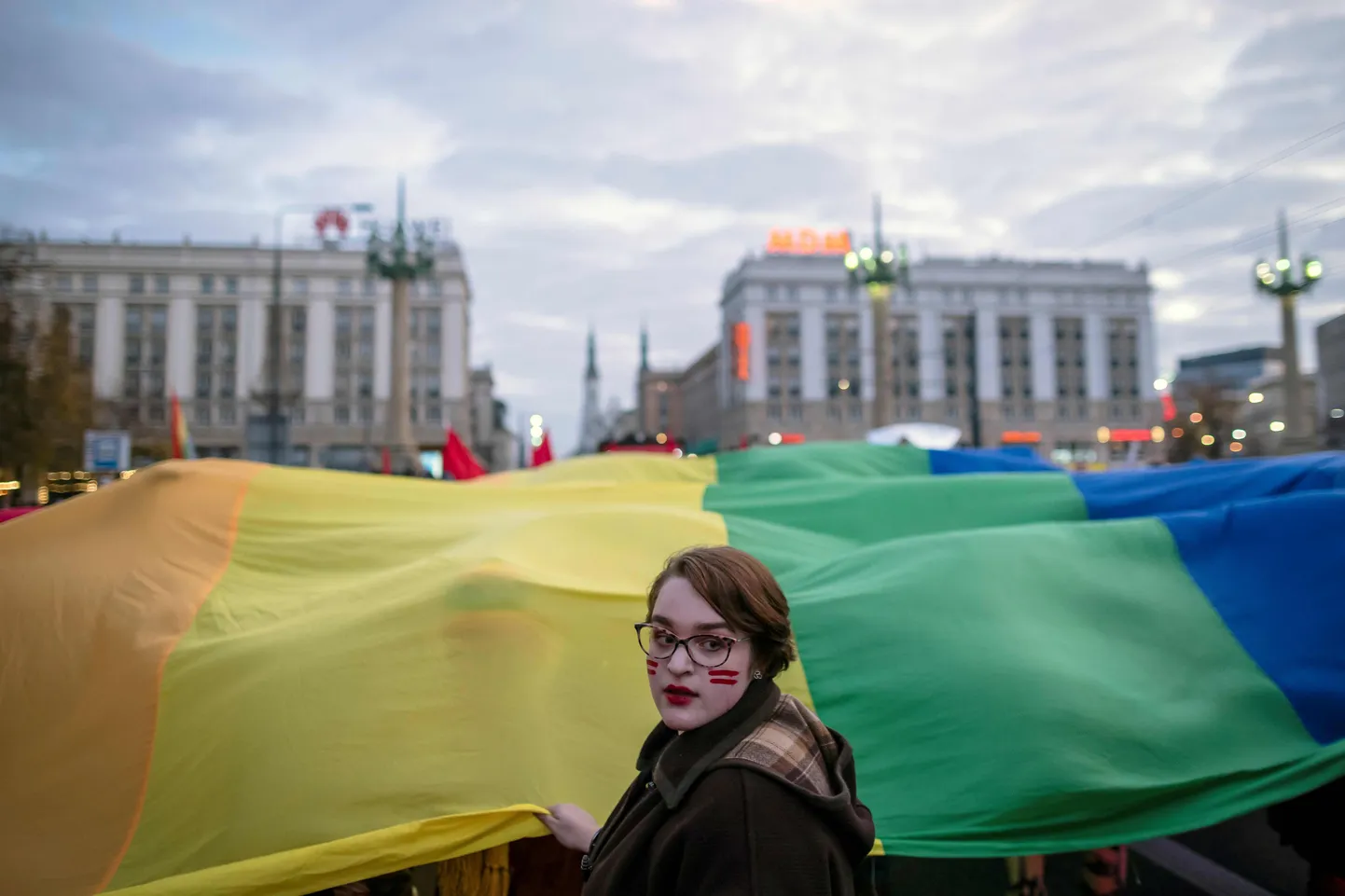 Varssavis 11. novembril toimunud meeleavaldus LGBTI kogukonna õiguste toetuseks.