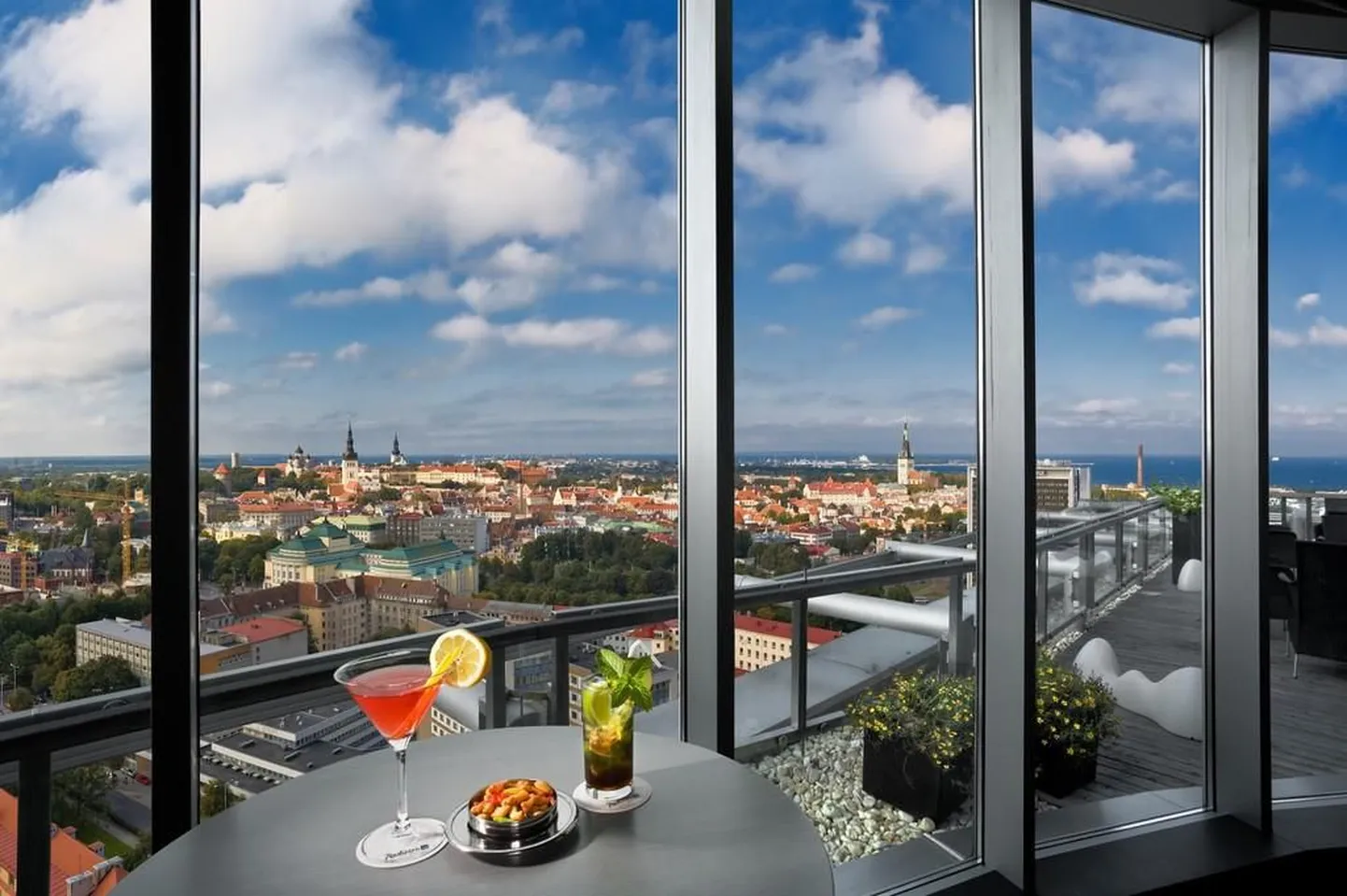 Lounge 24
