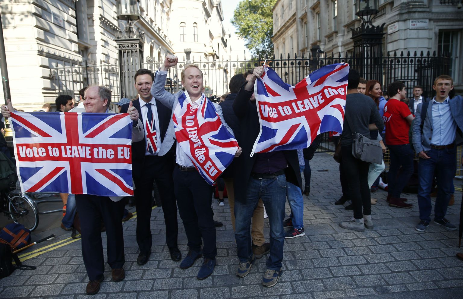 EList lahkumise pooldajad täna Londoni tänavatel.