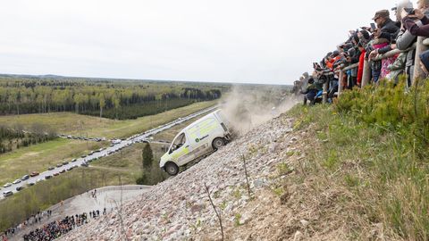 Estonia kaevanduse mäel jälgis romurallit üle 1500 pealtvaataja