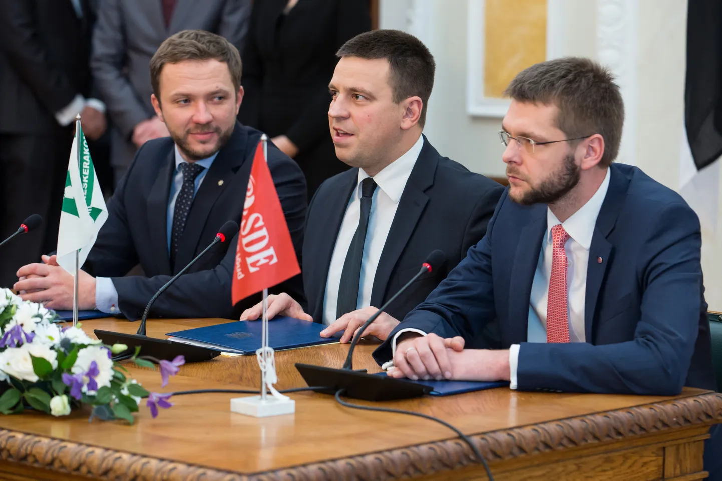 Заключаются ли коалиции на небесах?