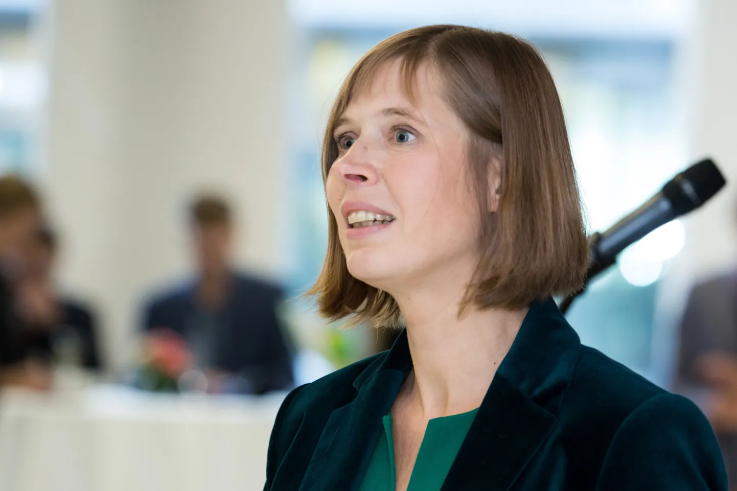 Luxembourg, 05.10.2016. 
Presidendiks valitud Kersti Kaljulaid käis Euroopa Kontrollikojas lõpetamas oma viimaseid tööasju ja kohtus oma pikaaegsete kolleegidega. Pildil Kersti Kaljulaid. 
FOTO: JAANUS LENSMENT/POSTIMEES