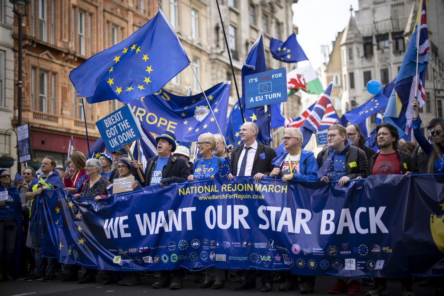 ELi toetuseks korraldatud kampaania Londonis 22. oktoobril 2022. aastal. Pilt on illustratiivne.