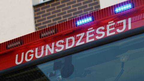 Vangažos nelielas aizdegšanās dēļ no sabiedriskas ēkas evakuējušies 410 cilvēki