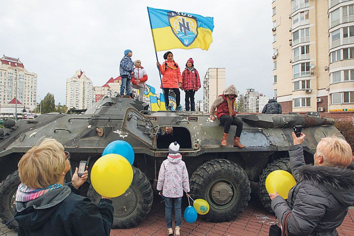 Peale tänapäeva on ukrainlased veel silmitsi oma ajalooga.
