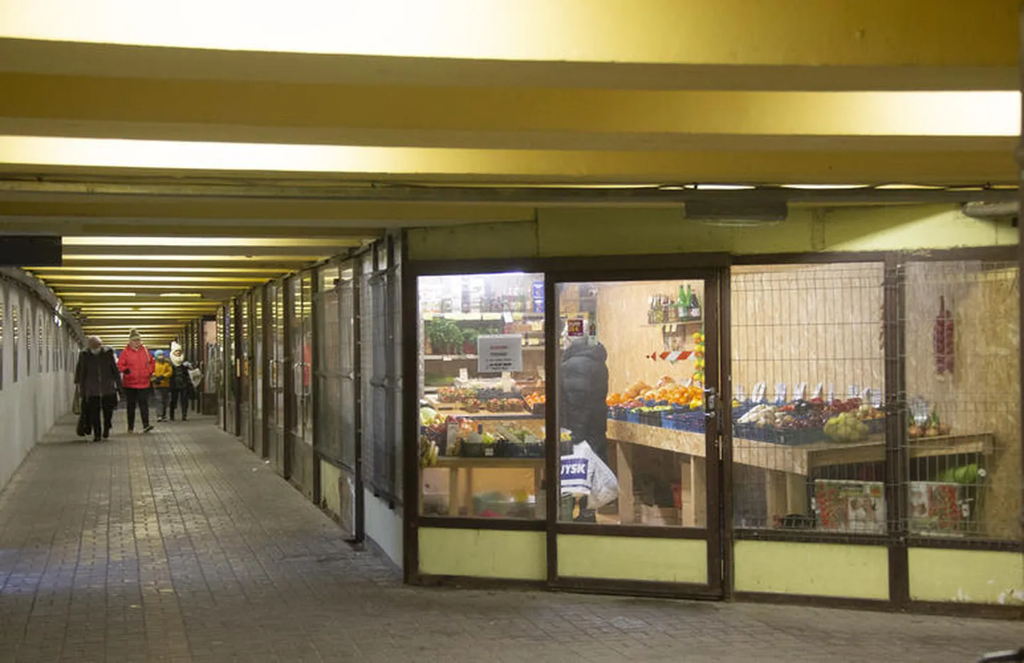 Mustakivi jalakäijate tunnel.