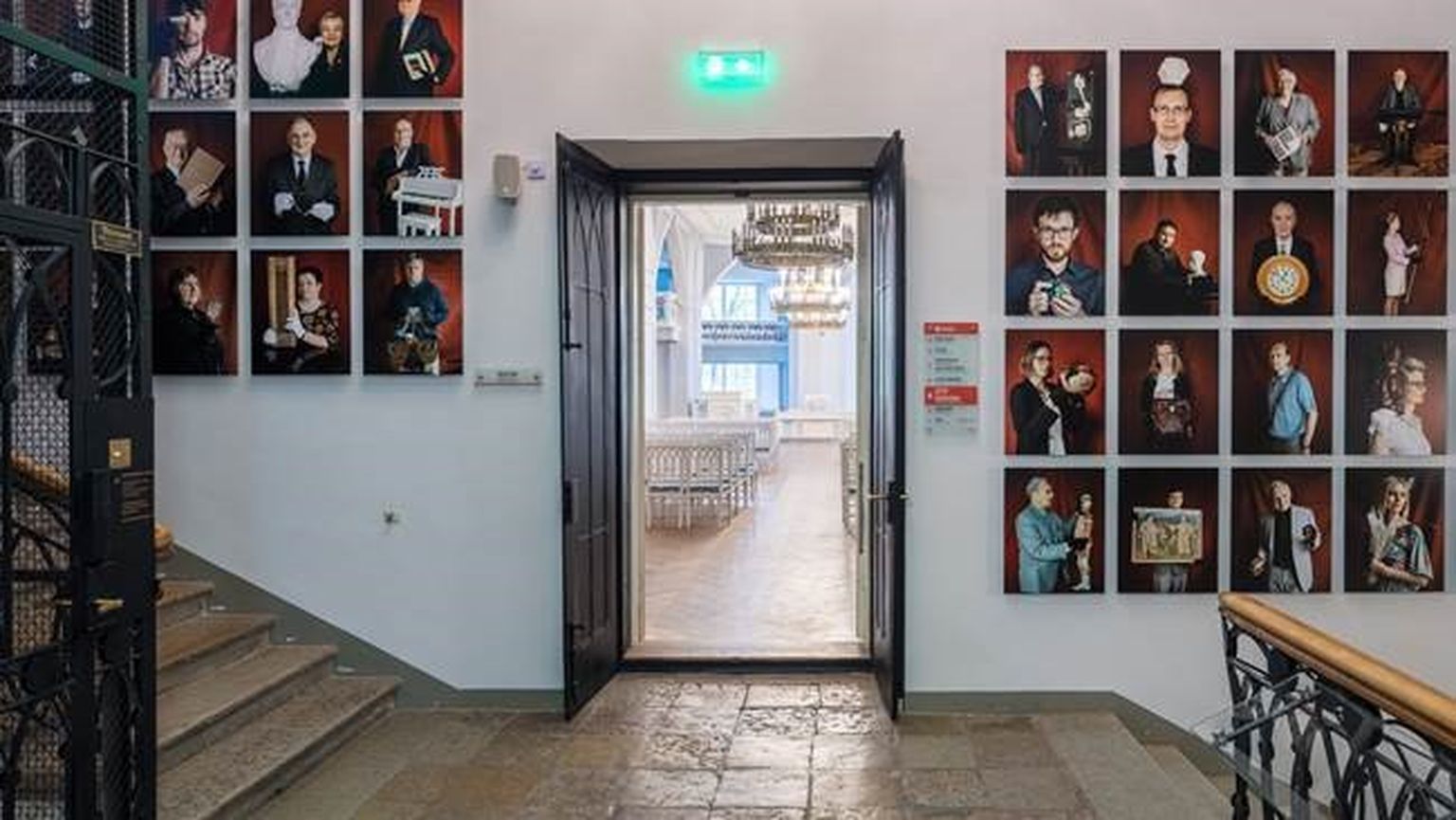 Fotonäitus «Tartu Ülikooli sada nägu».