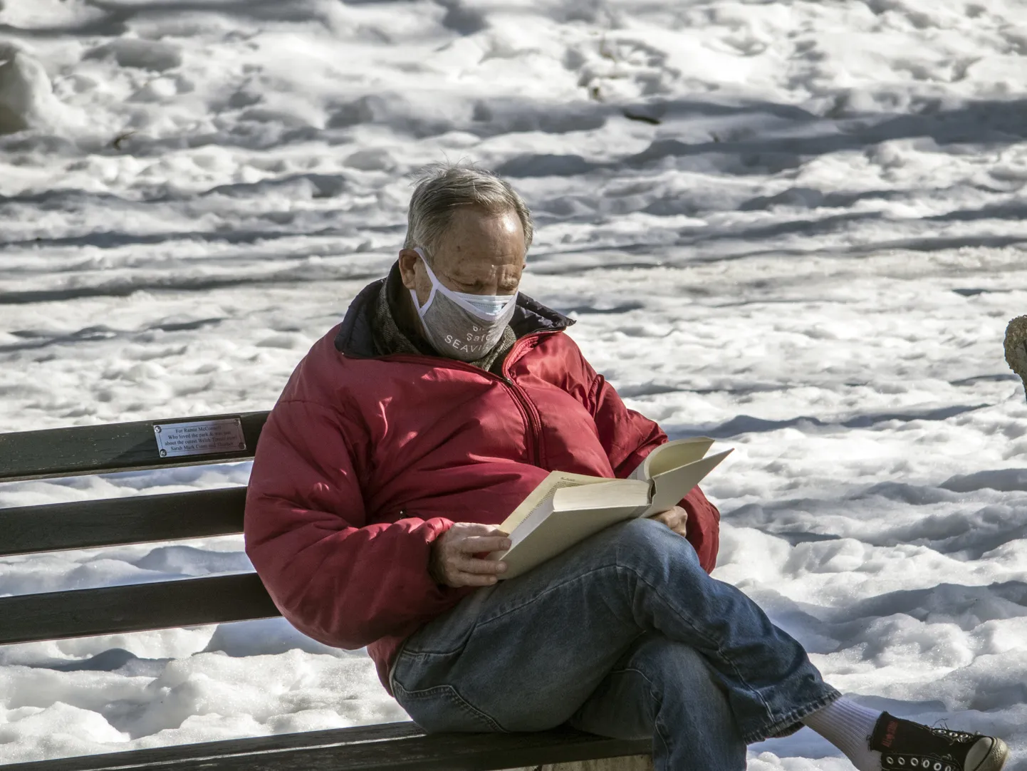 February 24, 2021, New York, New York, USA: A man reads a book in Central Park on a beautiful sunny day in New York City. (Credit Image: © Debra L. Rothenberg/ZUMA Wire)