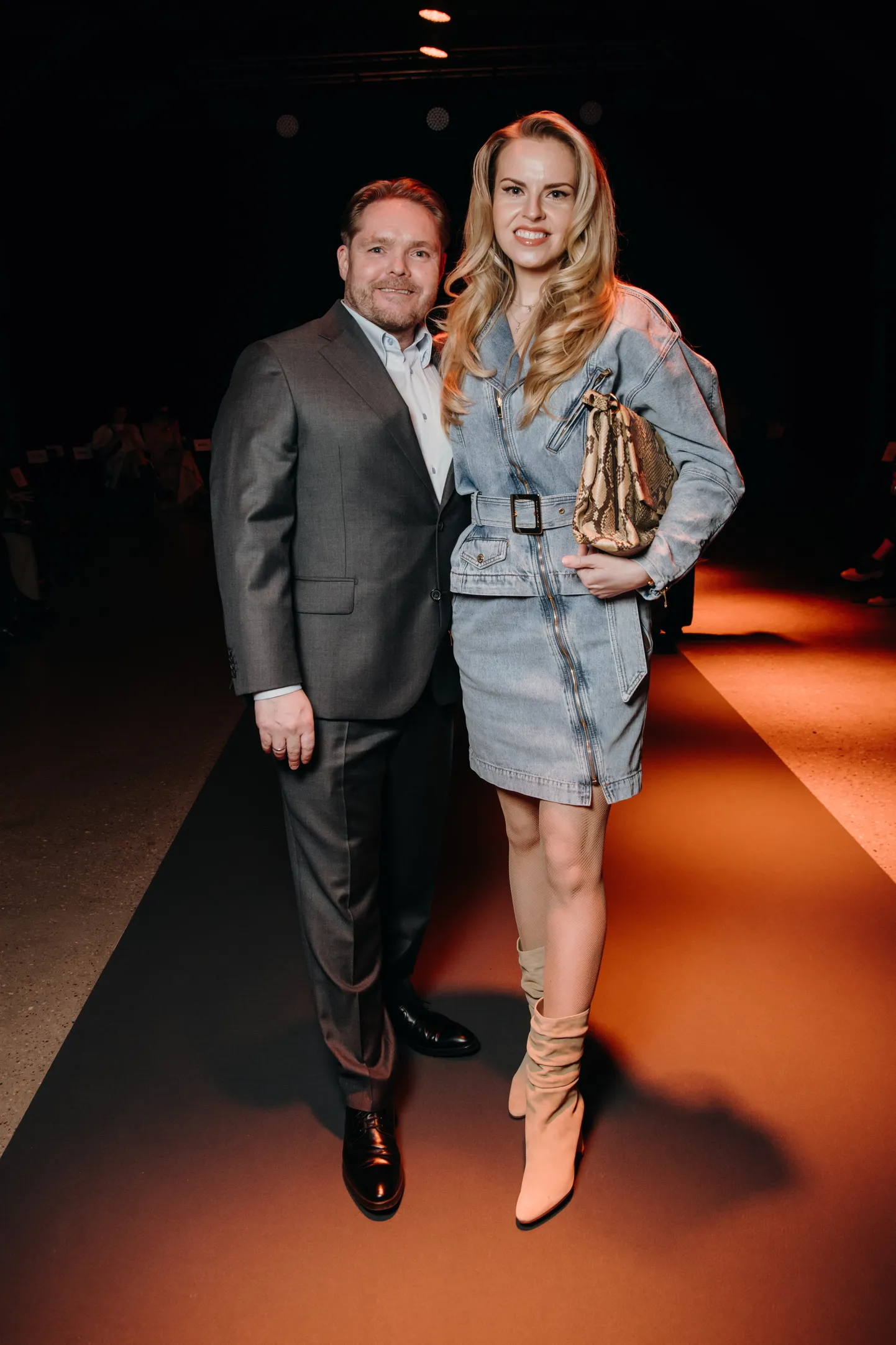 While Rune Ulvang's creditors in Norway were cursing him, he married the famous Latvian model Maija Silova and moved to Latvia to live with her.