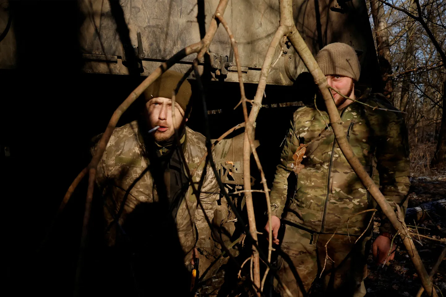 Ukraina sõdurid eile Soledari lähedal Saksamaa haubitsaga Panzerhaubitze 2000.