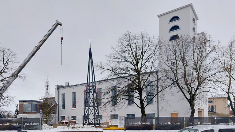 Ukuaru muusikamaja esimene tornikarkass