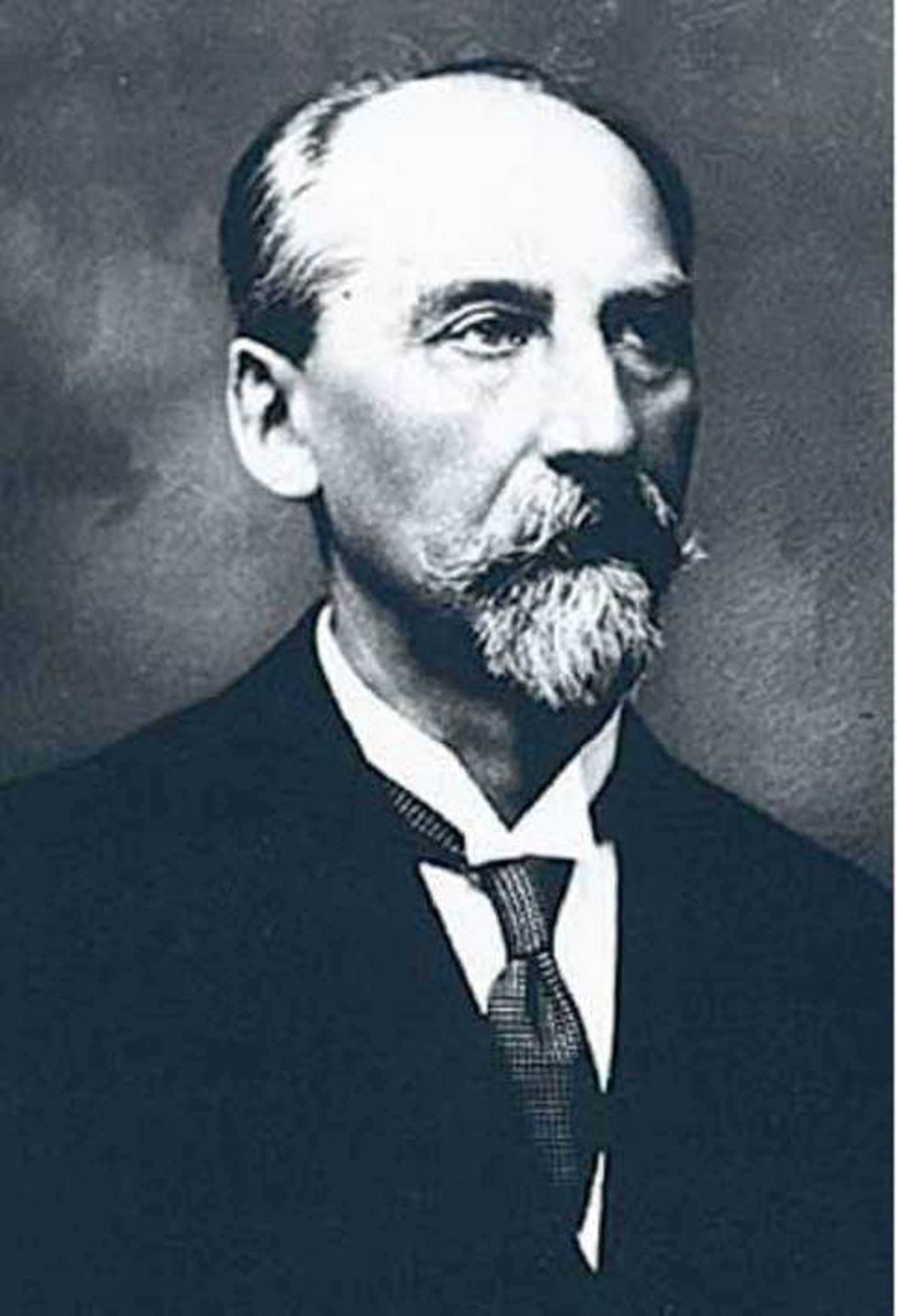 1928. aastal oli riigivanem Jaan Tõnisson, novembris astus Tõnissoni valitsus tagasi ja detsembris kinnitas riigikogu ametisse August Rei juhitud valitsuse.