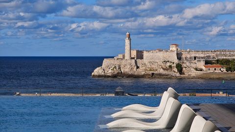 JAAK NILSON ⟩ Kuuba turismimiäri raske aeg: Hispaania hotelliketid lahkuvad