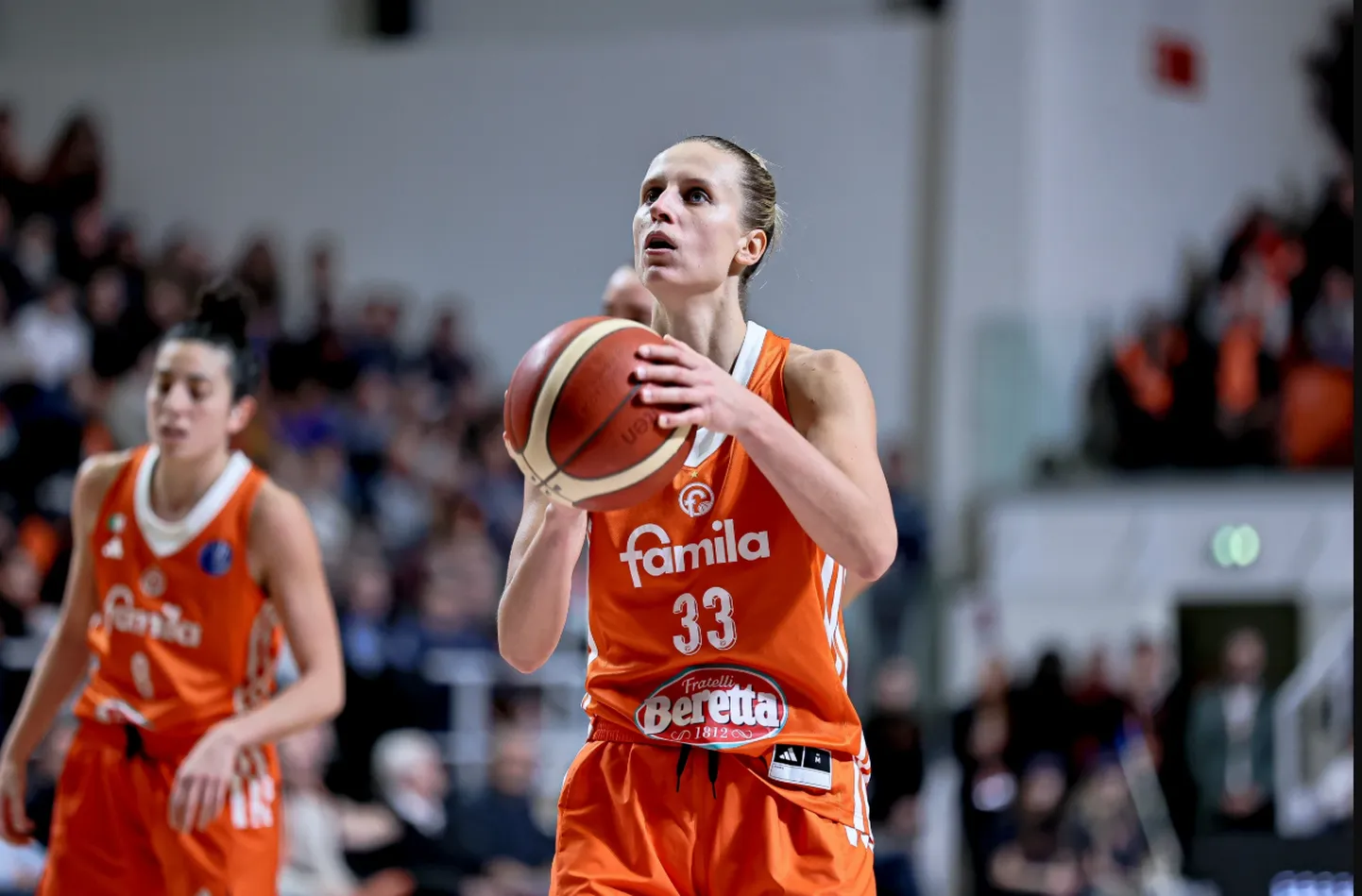 Latvijas basketboliste Kitija Laksa