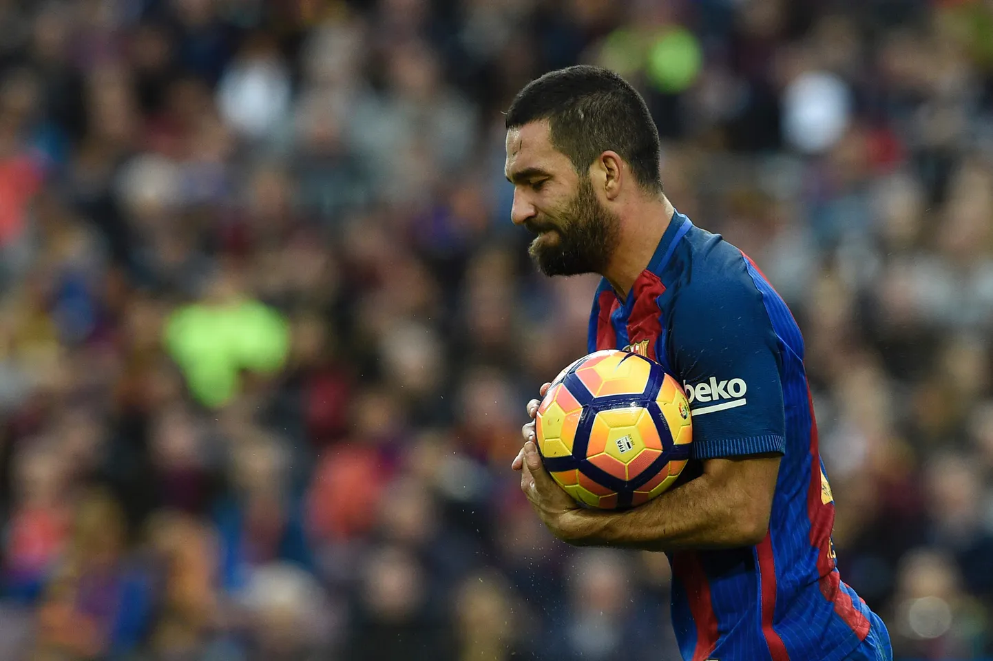 Arda Turan Barcelona särgis.